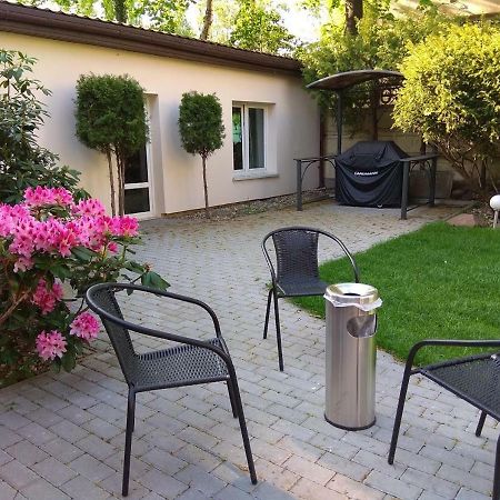 Bb Consul Bed & Breakfast Łódź Dış mekan fotoğraf