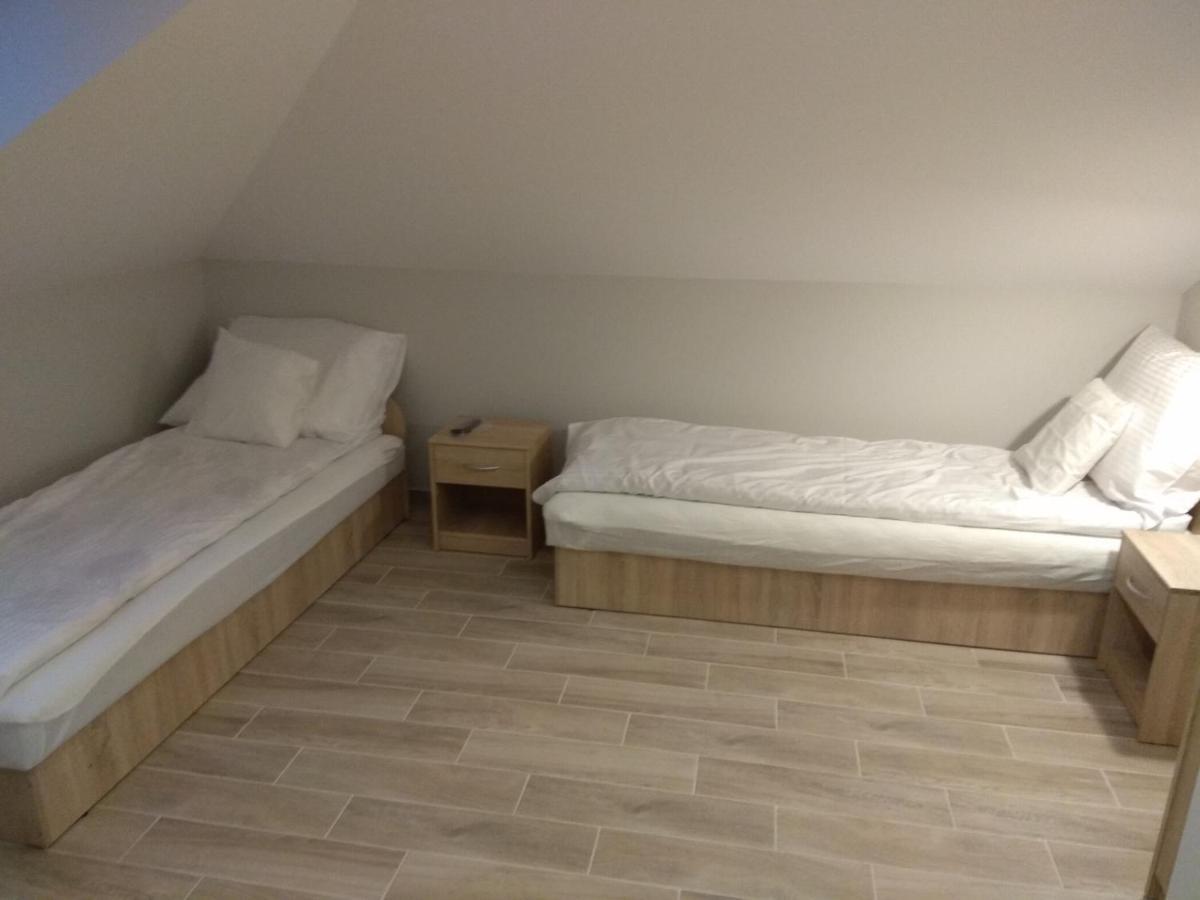 Bb Consul Bed & Breakfast Łódź Dış mekan fotoğraf