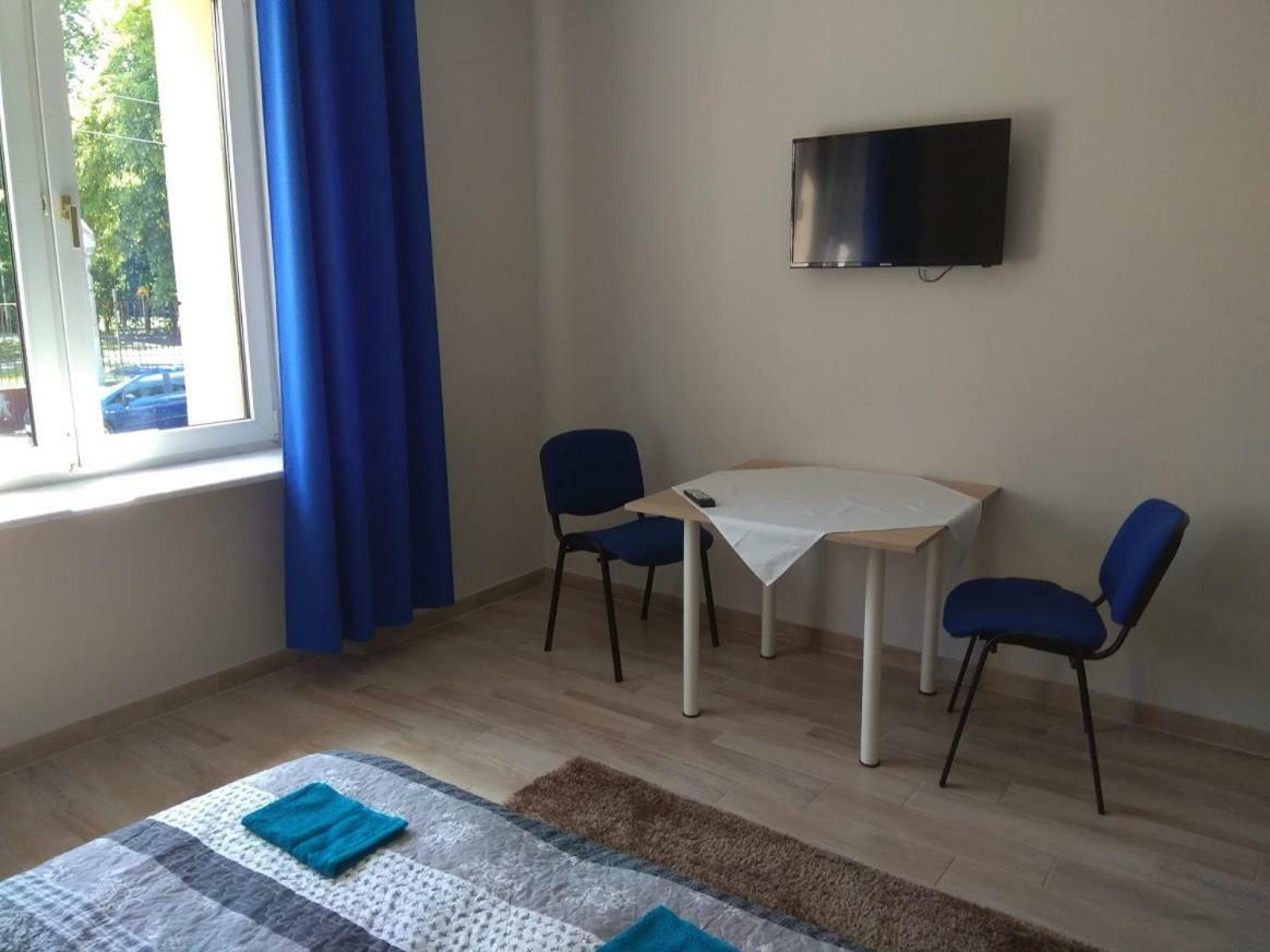 Bb Consul Bed & Breakfast Łódź Dış mekan fotoğraf